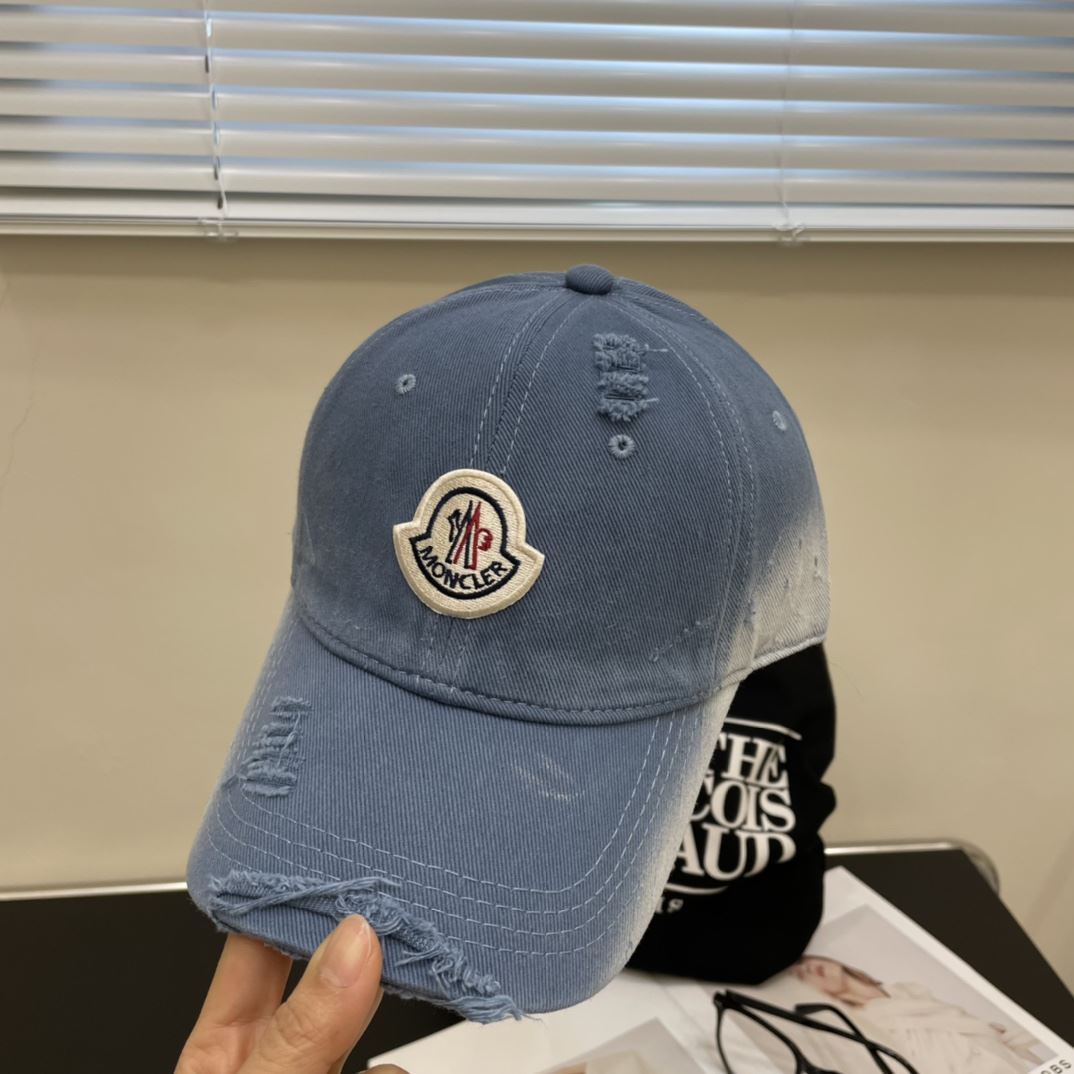 Moncler Caps